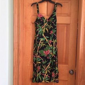 Size 10 petite tropical dress
